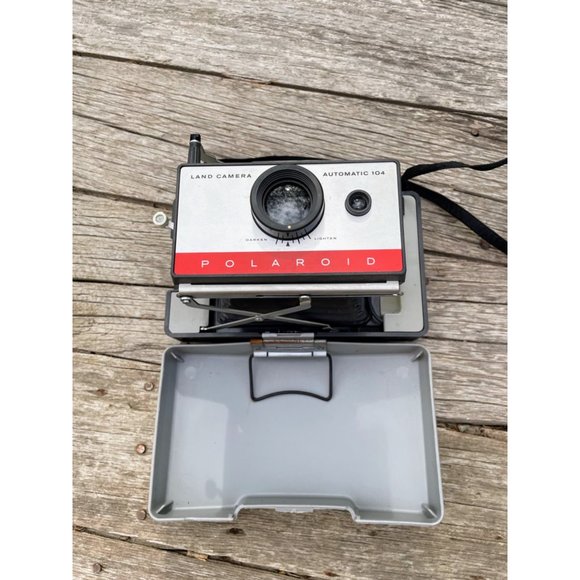 Vintage 1960s Polaroid 104 Land Camera Untested Collectible Decor - Picture 14 of 16
